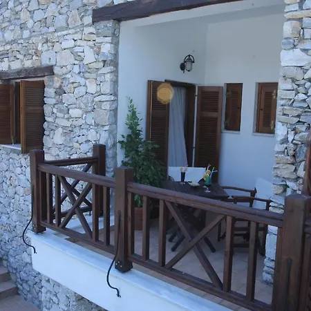 Granitis Hotel 3*